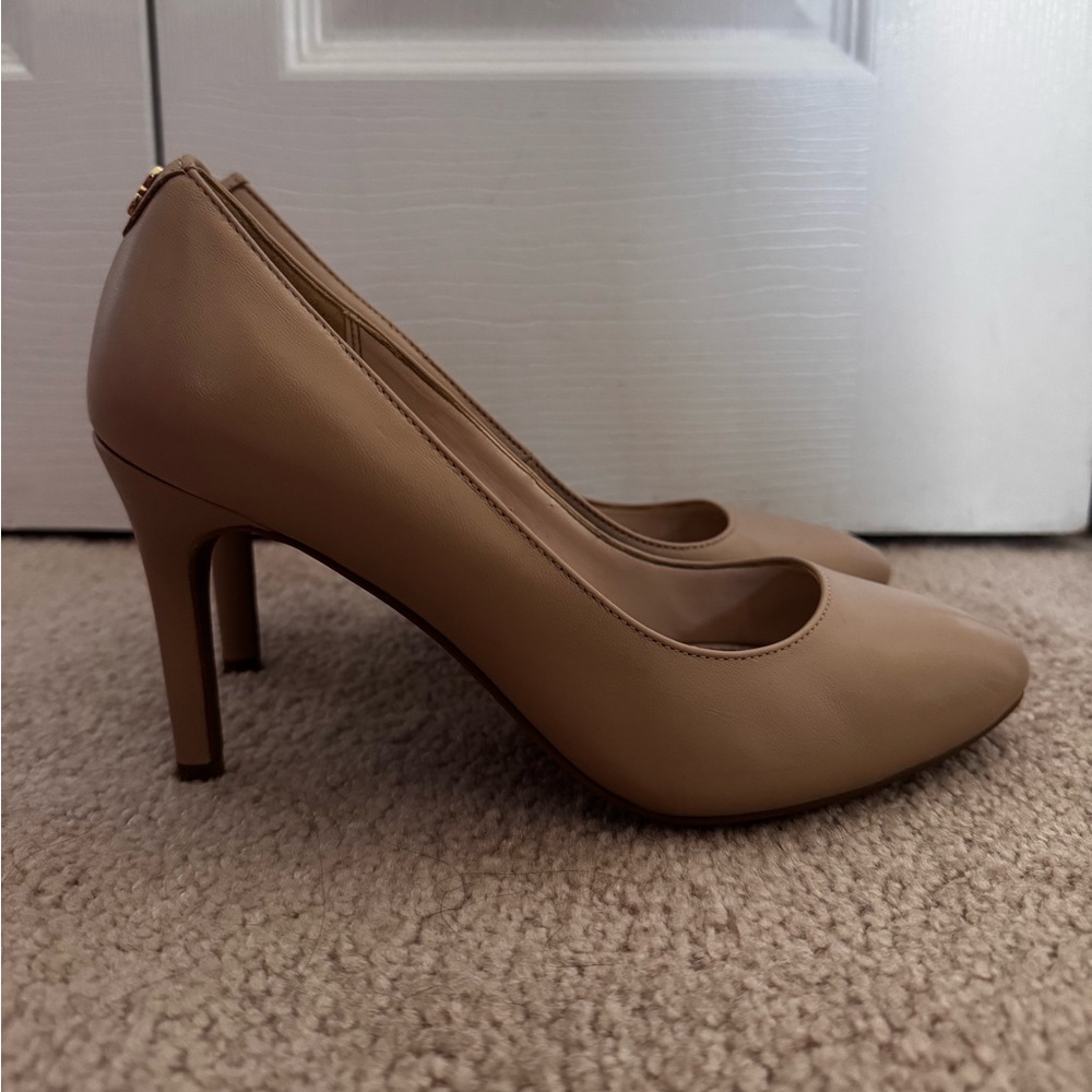 Cole Haan Women's Gabbie Pump Tan Cream Round Toe Business Casual Heels, 80mm